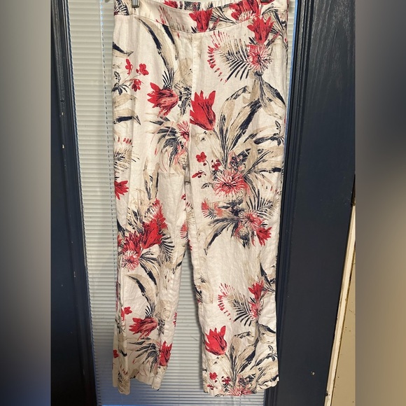 Chicos 100% linen size 1 white with pink blue floral straight leg summer pant - Picture 1 of 6